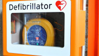defibrillator-809447 1280