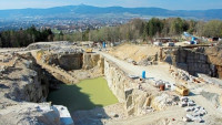 žula3celek