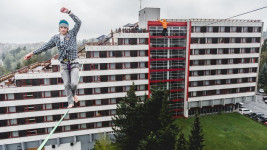 Vškolejehighline-projekt-harcov-slackline-contest-liberec-2015