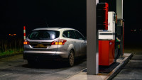 petrol-2954372 960 720