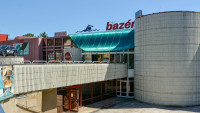 bazenZvenku