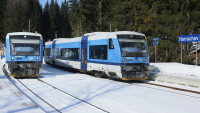 vlakZImaHarrachov