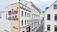 naivníBudovaNew