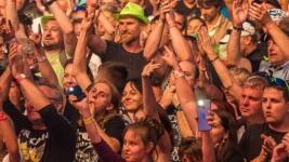 Benatska ctvrtek-570x696