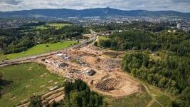 synerDřevoKUnratická