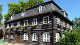 šolcůvdumKudyzNudy